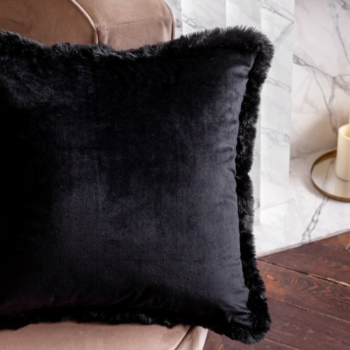 Чехол на подушку Arya Home "Bonny", 45x45, велюр (8680943108777)