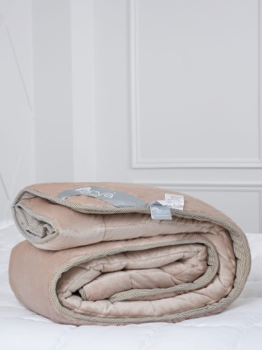 Одеяло всесезонное Arya Home "Sophie", 195x215, микрофибра, силиконизированное волокно, стеганое (8680943018571)